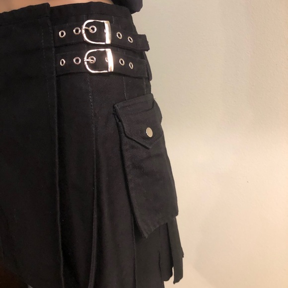 017 Modern Kilts Black Punk 2 Big Pockets 3 Buckles Heavy Cotton Sz 28 - Picture 3 of 14